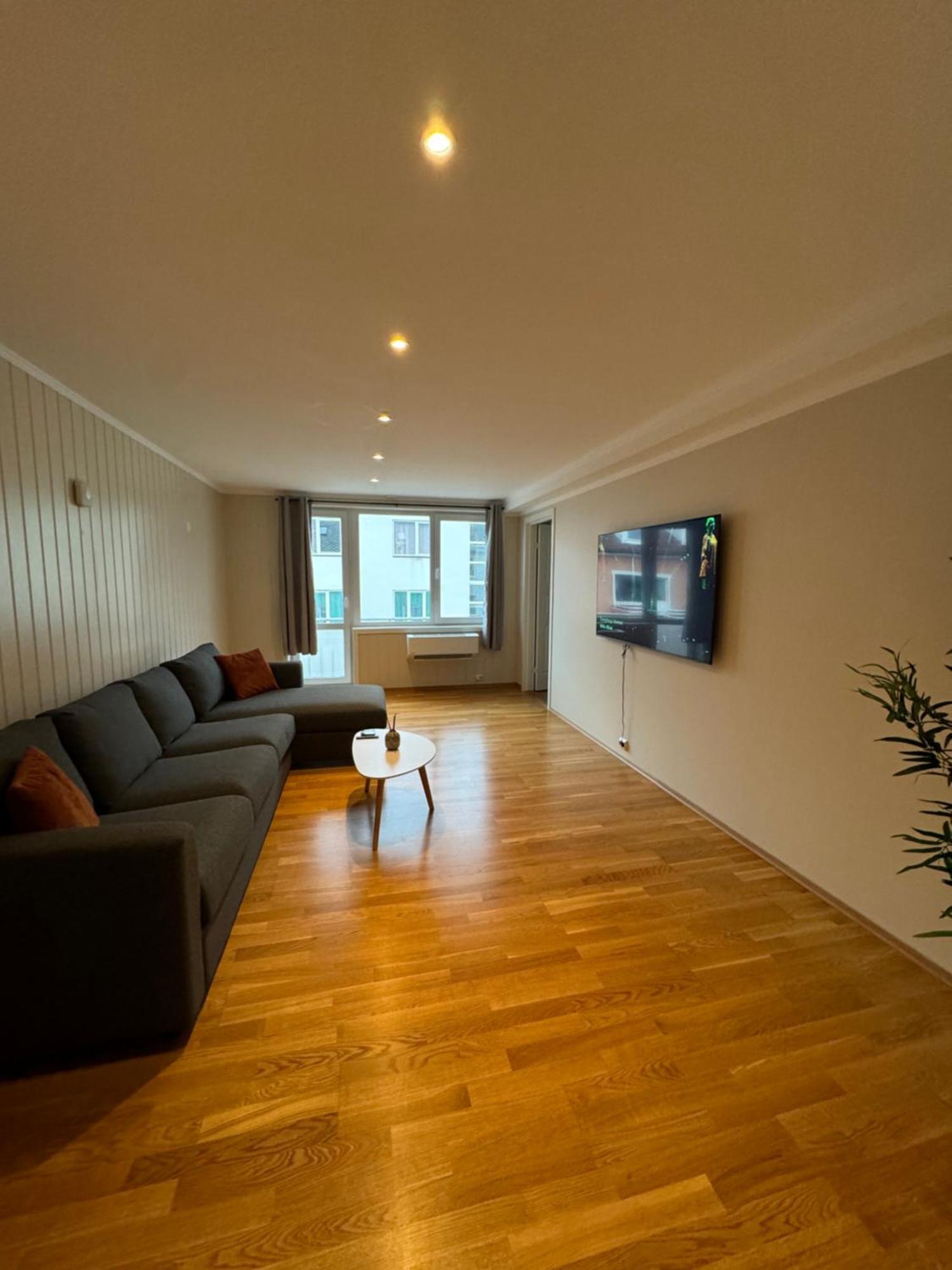 Charming 3-Bedroom Apartment In The Heart Of Kristiansund Eksteriør bilde