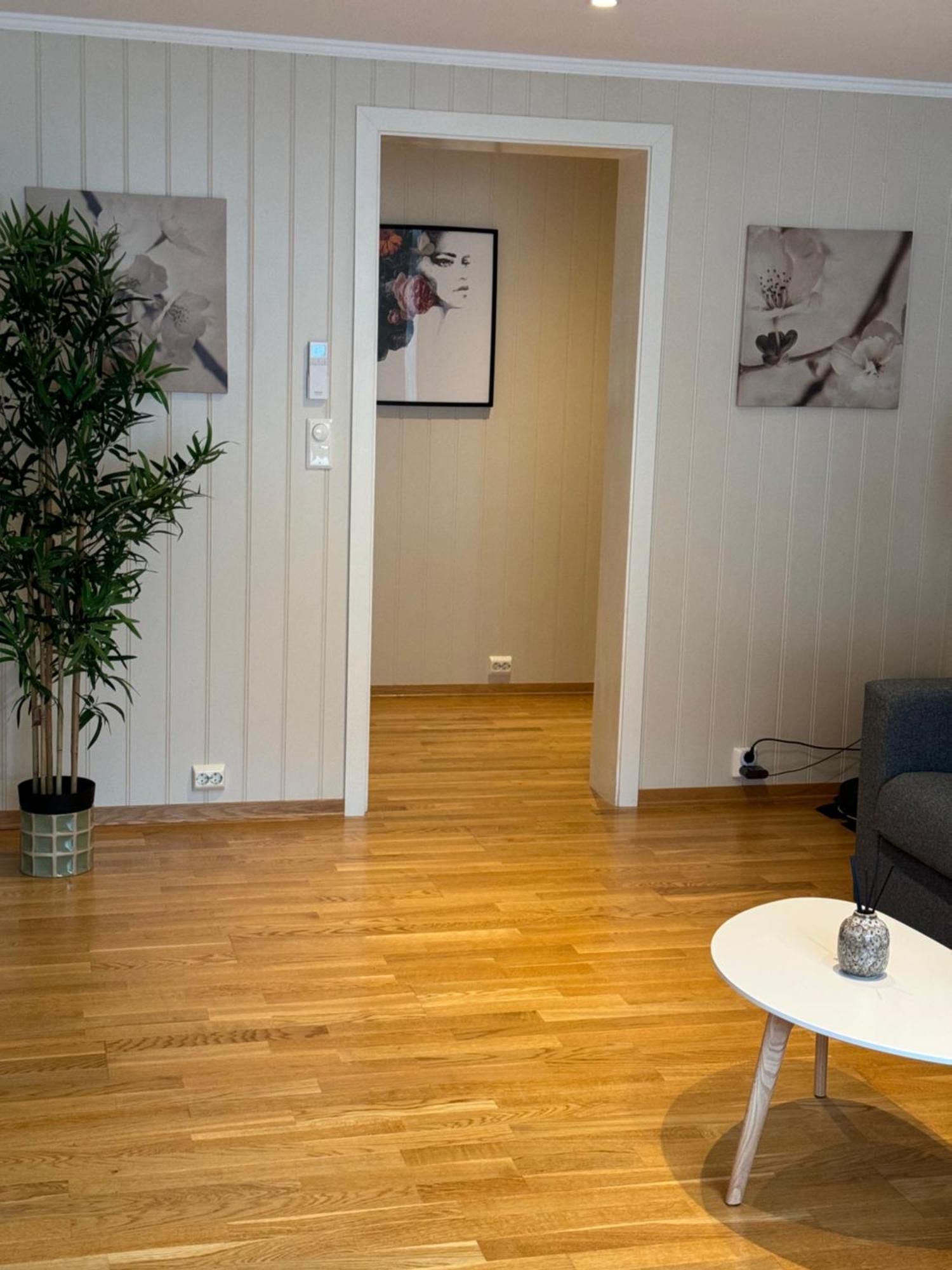 Charming 3-Bedroom Apartment In The Heart Of Kristiansund Eksteriør bilde