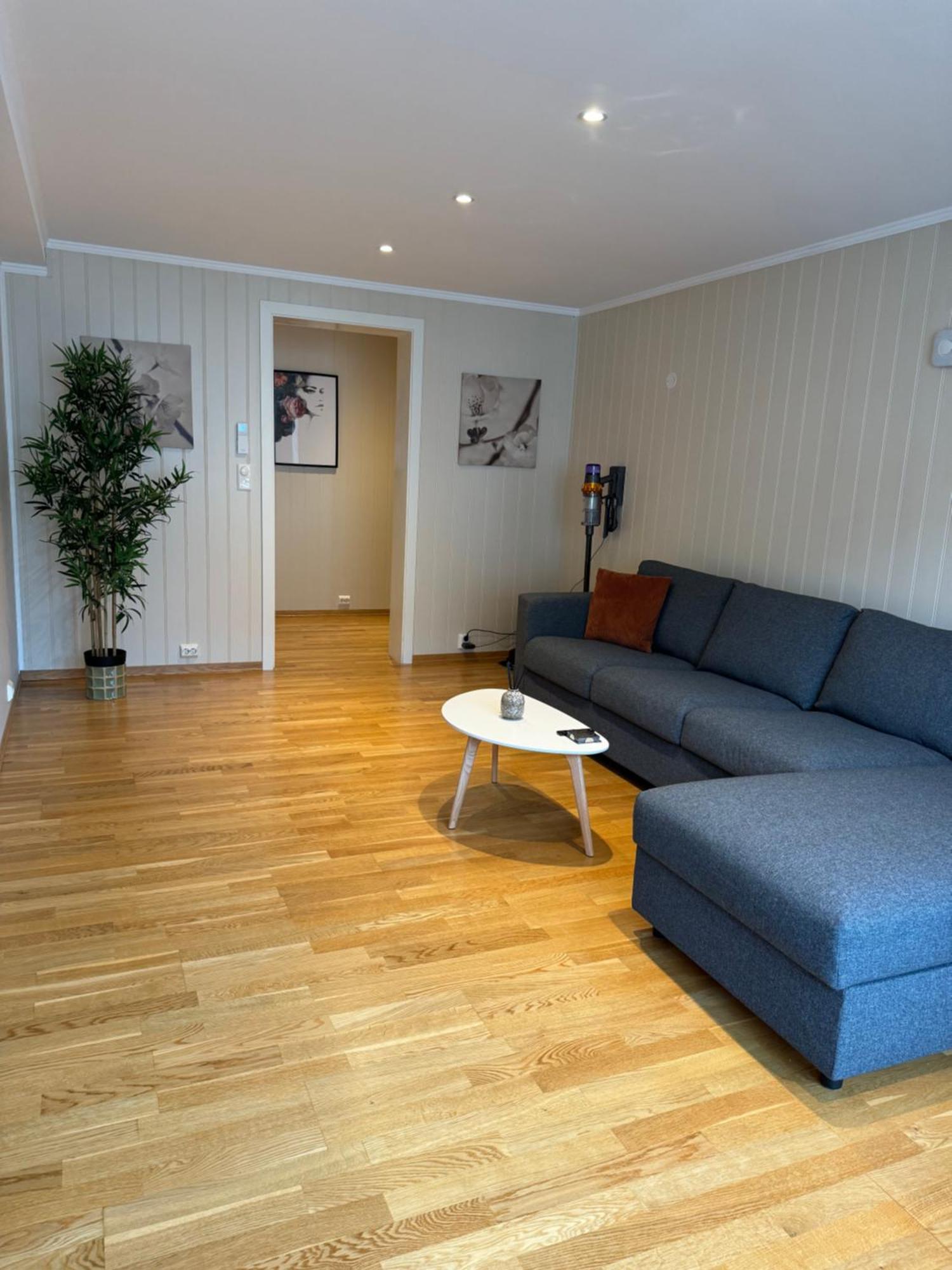 Charming 3-Bedroom Apartment In The Heart Of Kristiansund Eksteriør bilde