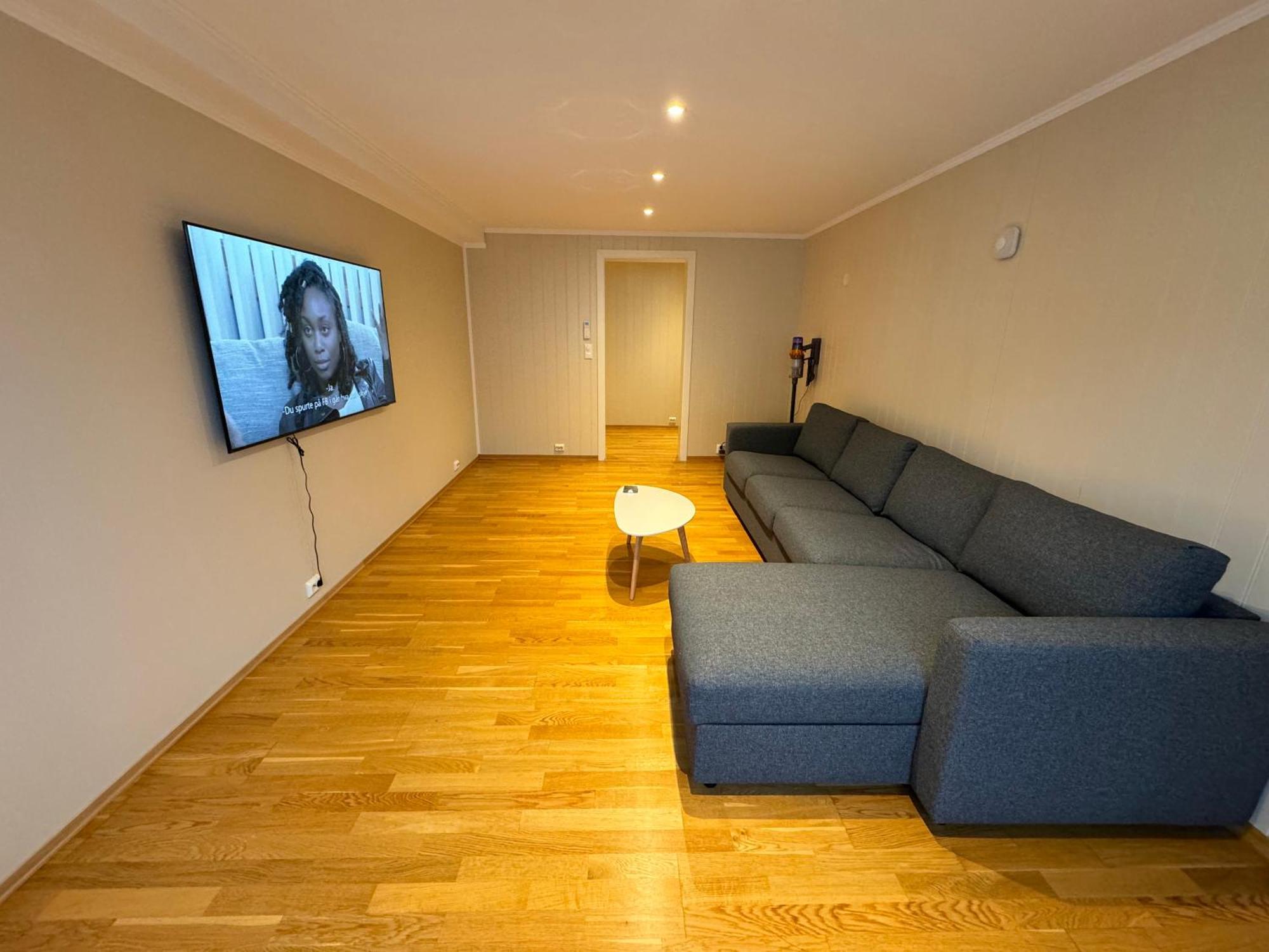 Charming 3-Bedroom Apartment In The Heart Of Kristiansund Eksteriør bilde