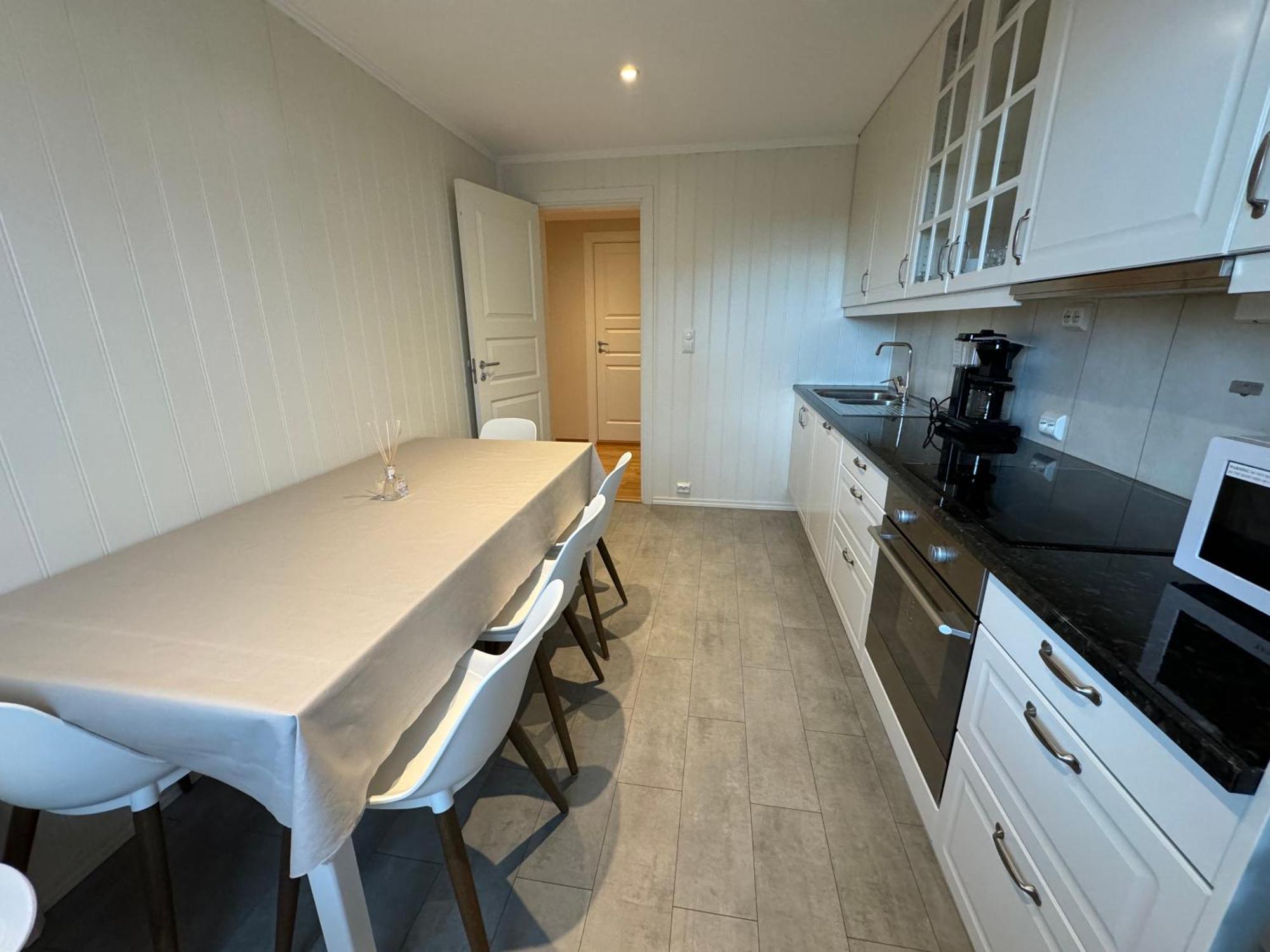 Charming 3-Bedroom Apartment In The Heart Of Kristiansund Eksteriør bilde